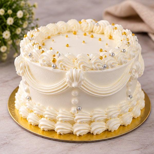 Premium Butterscotch Cake - Elegant Cream & Golden Pearl Design - 500 gm - Eggless | Creamingo