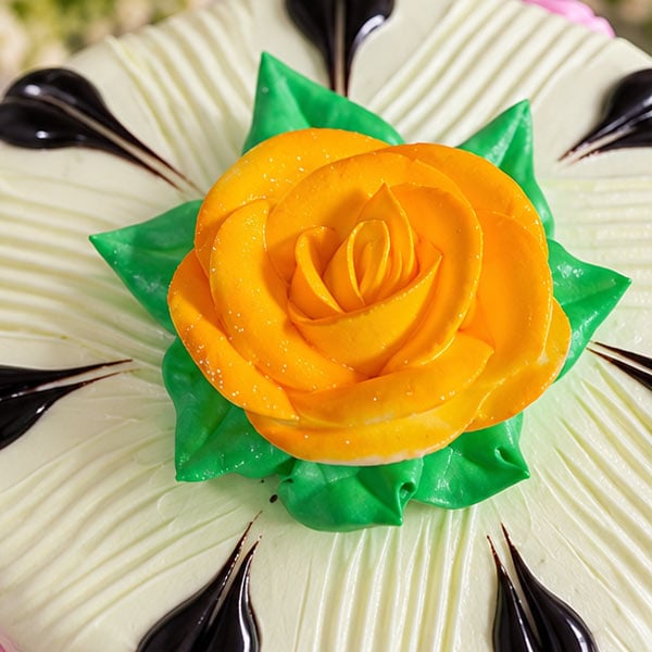 Delicious Butterscotch Caramel Cake 4