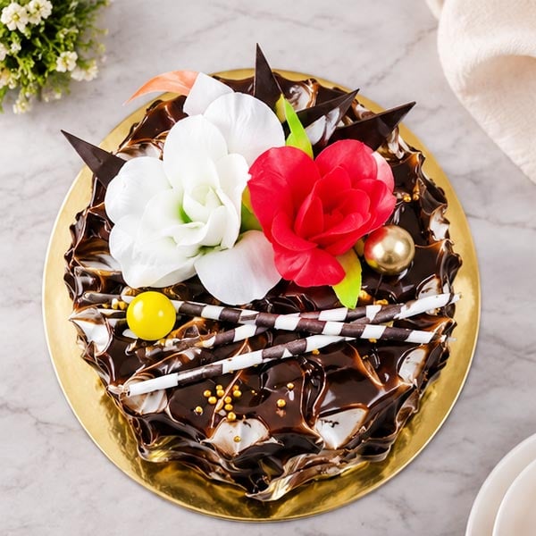 Premium Butterscotch Cake - Chocolate & Floral Delight 2