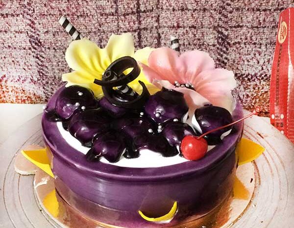 Heartwarming Blueberry Cake (min wt 500 gm)