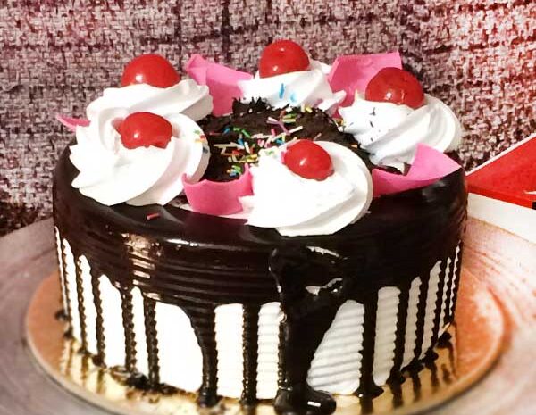 Yummy Black forest Cake (min wt 500 gm)